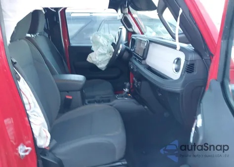 2025 Jeep Wrangler 4-Door Sahara 4X4 from USA, damaged, VIN 1C4PJXEN9SW592426